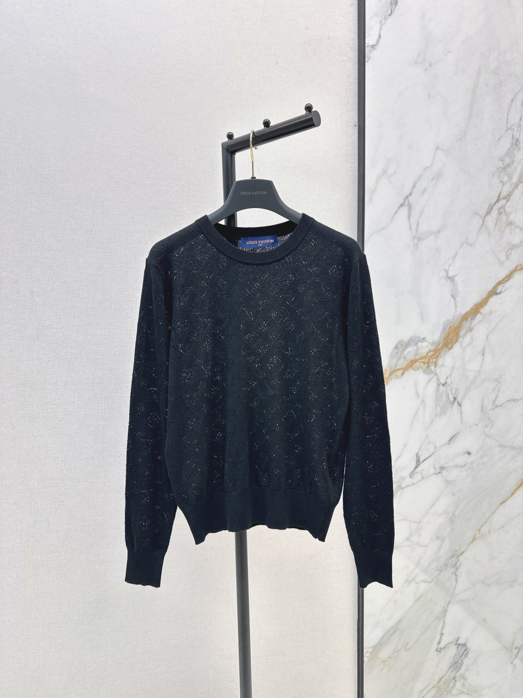 Louis New  knitted sweater