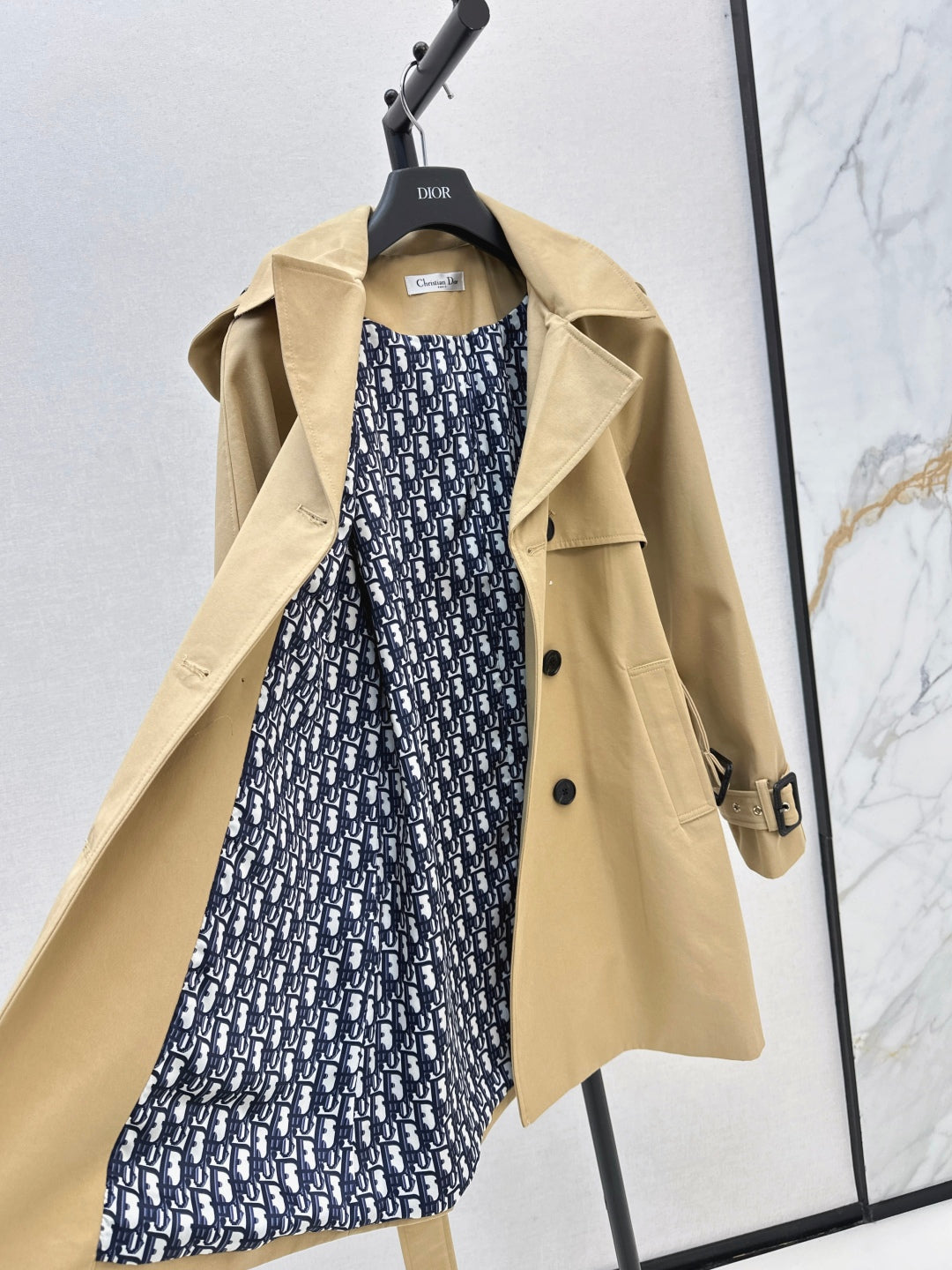 CD New belted jacket