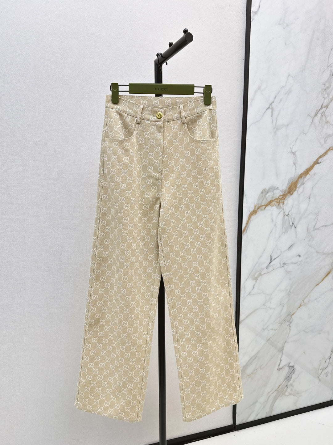 Guc New straight jeans