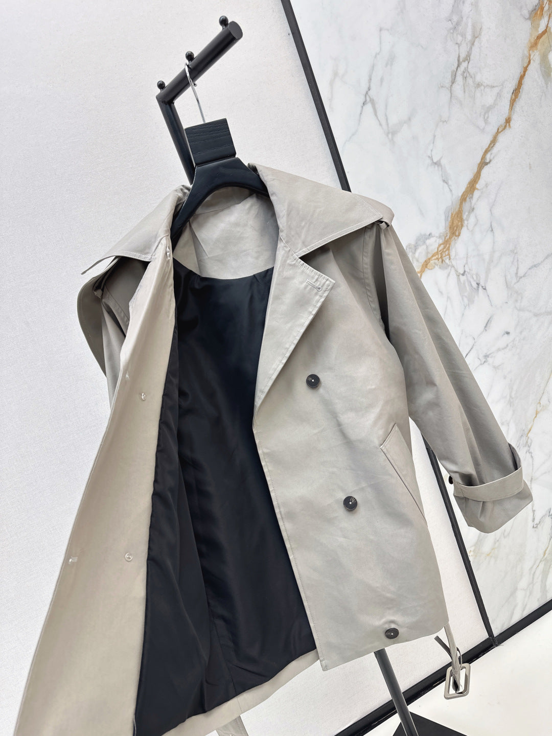 HE NEW broad shoulder jacket