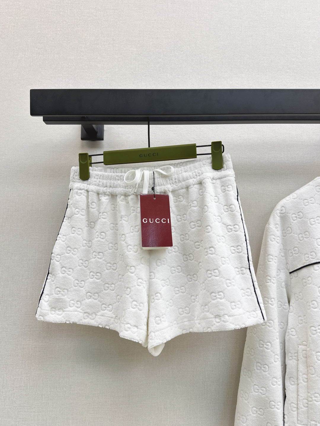 Guc NEW classic suit