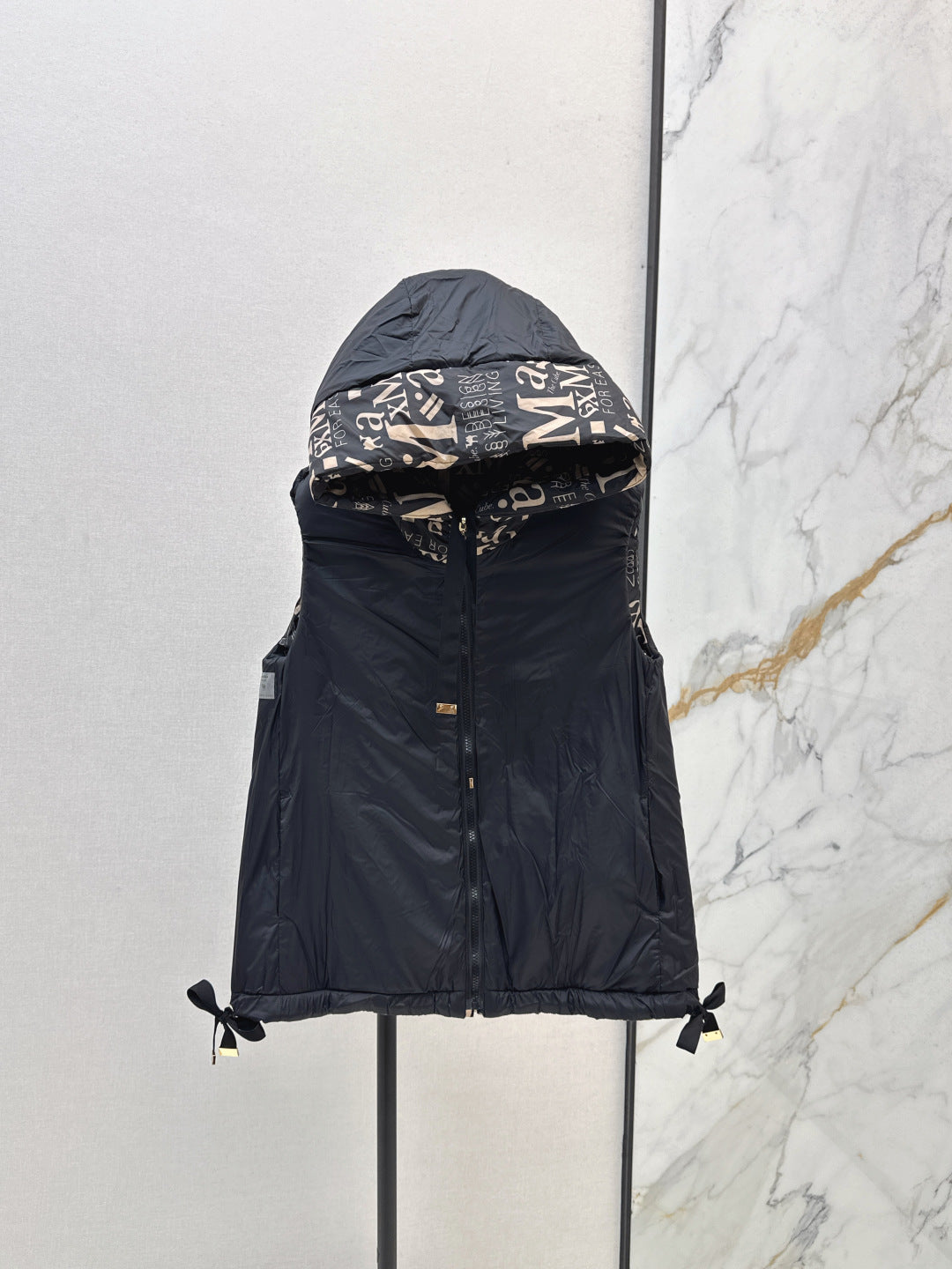 Max NEW Hooded vest jacket