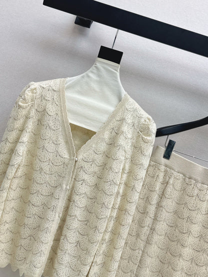 Chan NEW knitted suit