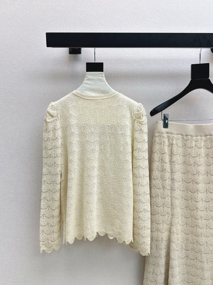 Chan NEW knitted suit