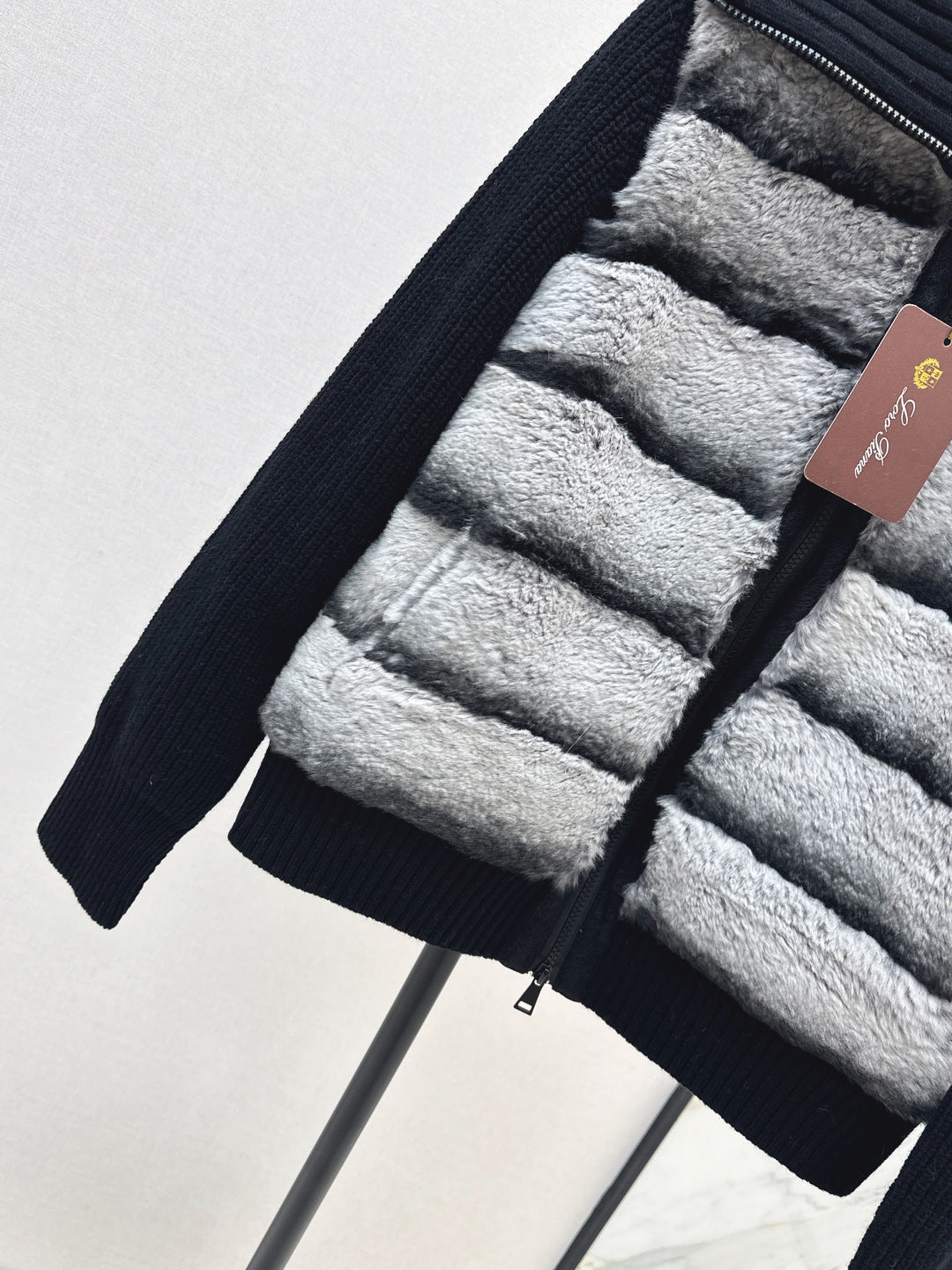 Loro NEW gradient down jacket