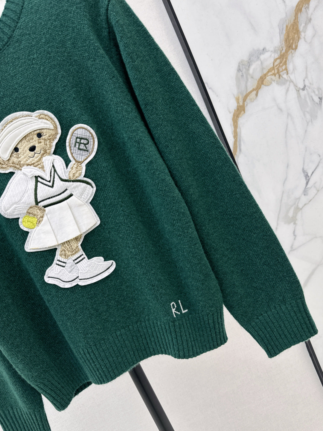 Ral NEW Bear pattern sweater