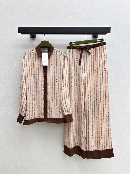 Guc NEW Printed suit