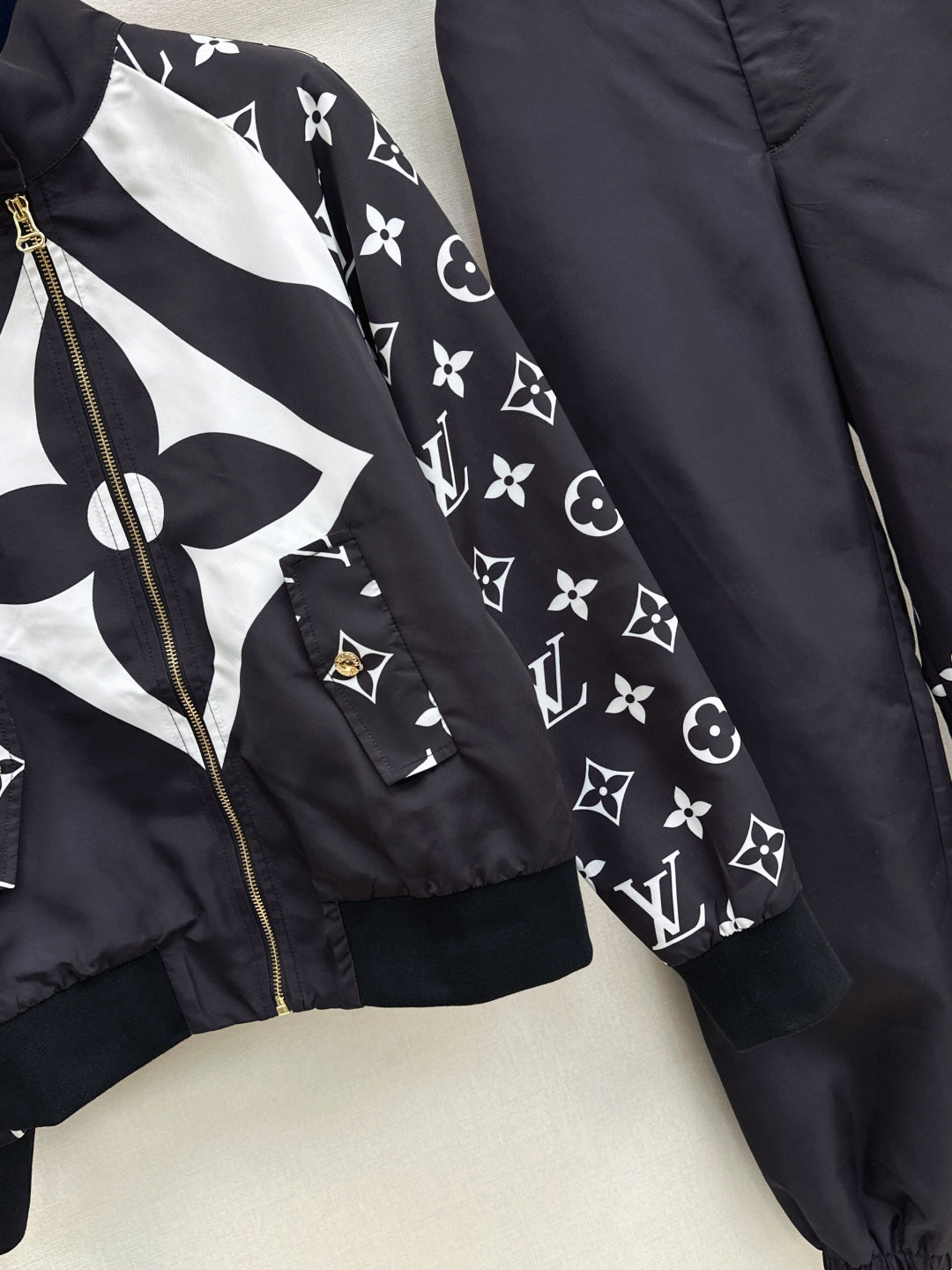 Louis NEW presbyopia casual suit