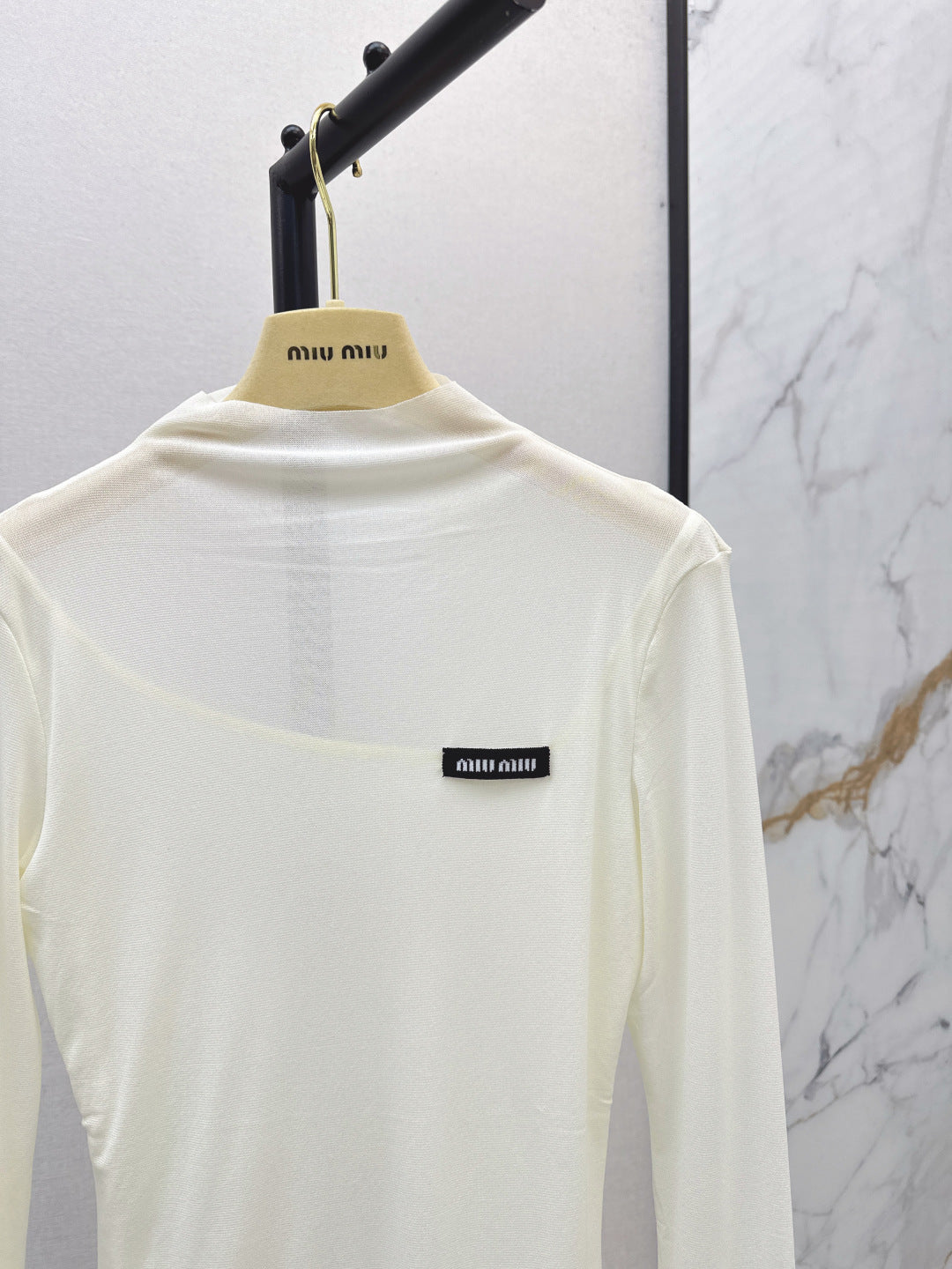 Miu NEW bottoming shirt