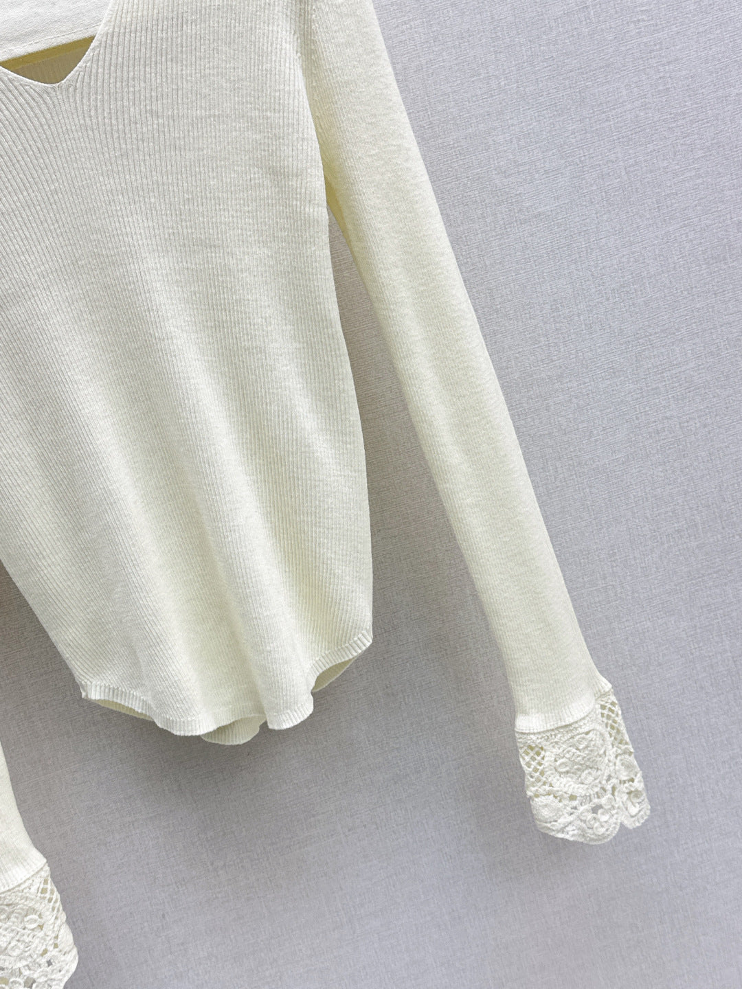 Miu NEW base sweater