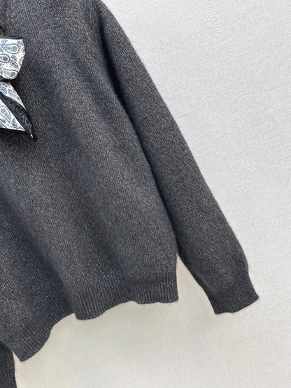 CD NEW wool sweater