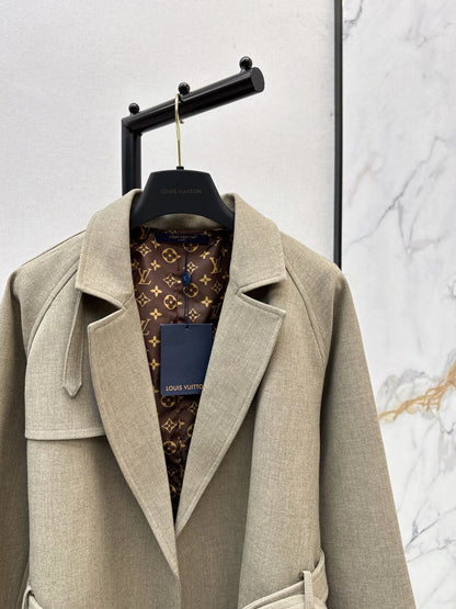 Louis NEW windbreaker jacket