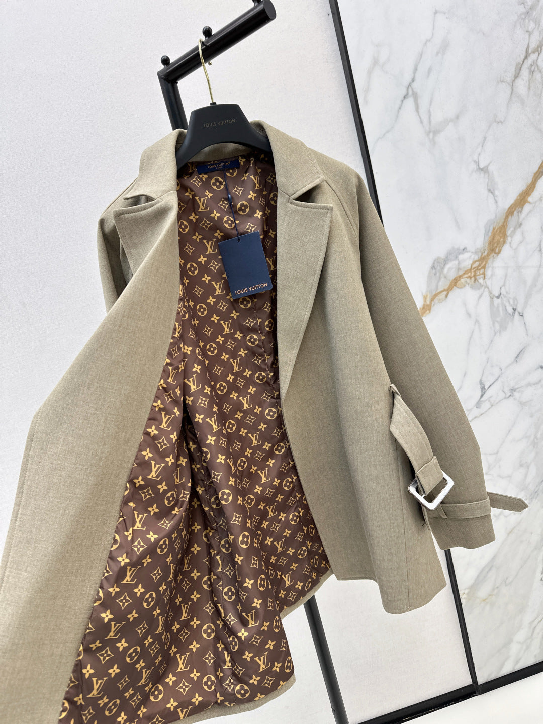 Louis NEW windbreaker jacket