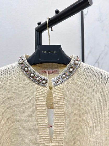 Va1en NEW wool sweater