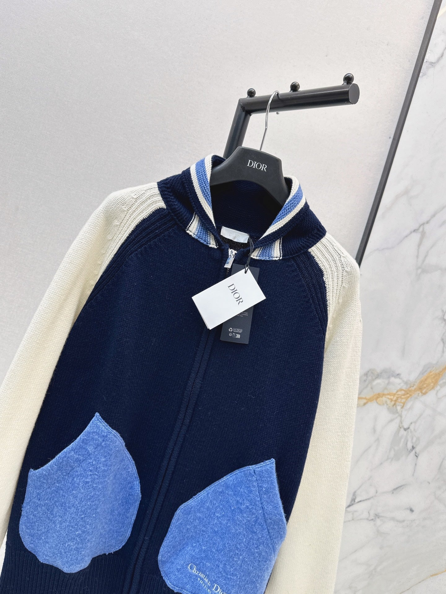 CD NEW knitted jacket