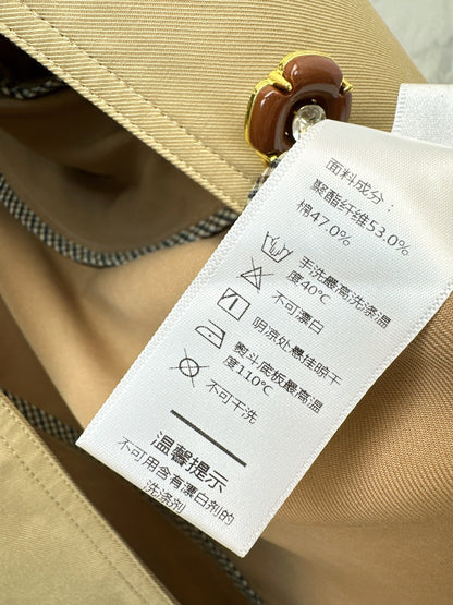 Va1en NEW windbreaker jacket