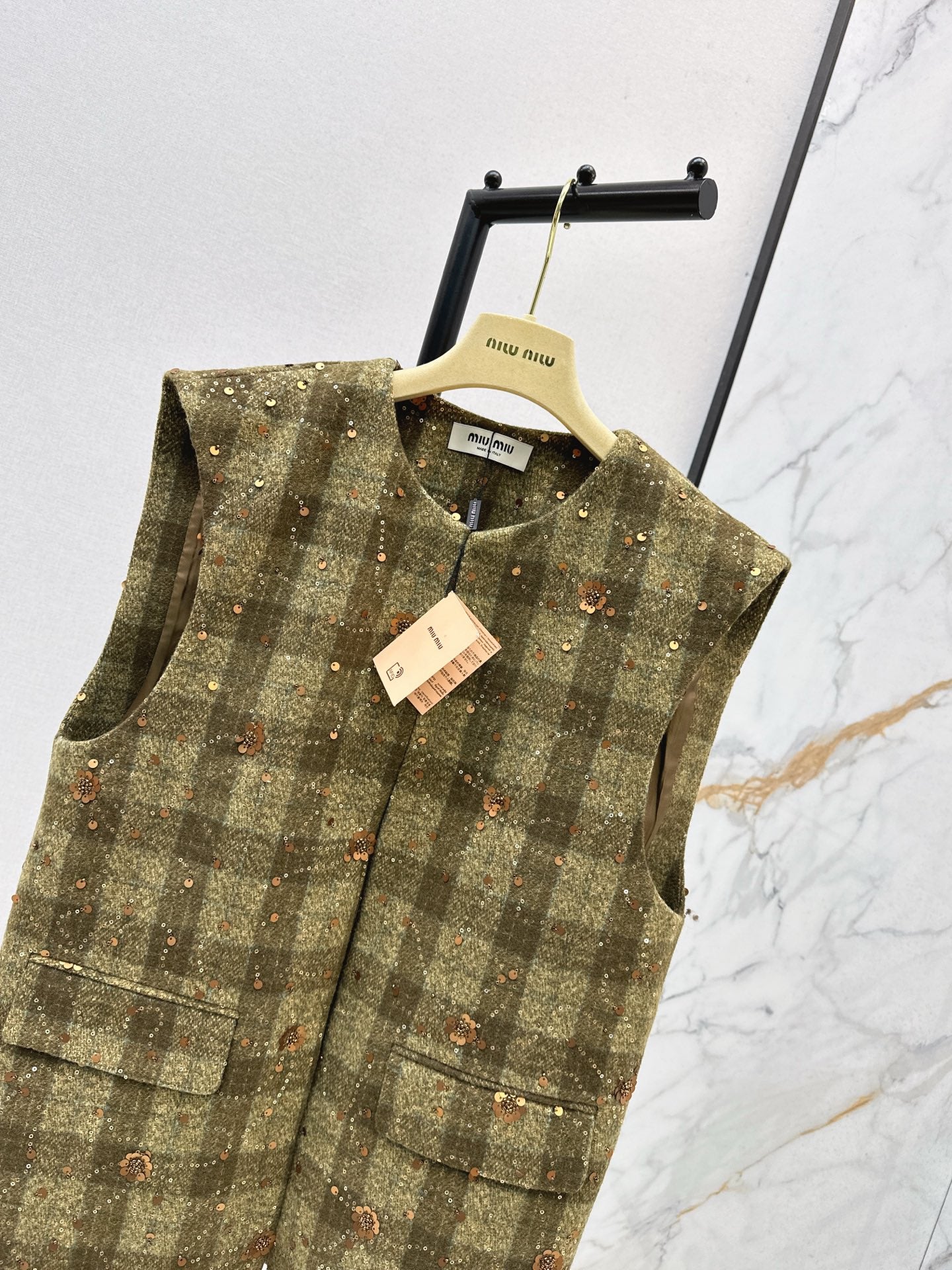 Miu NEW sequined vest