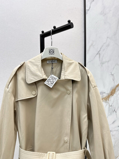 Low NEW  windbreaker jacket