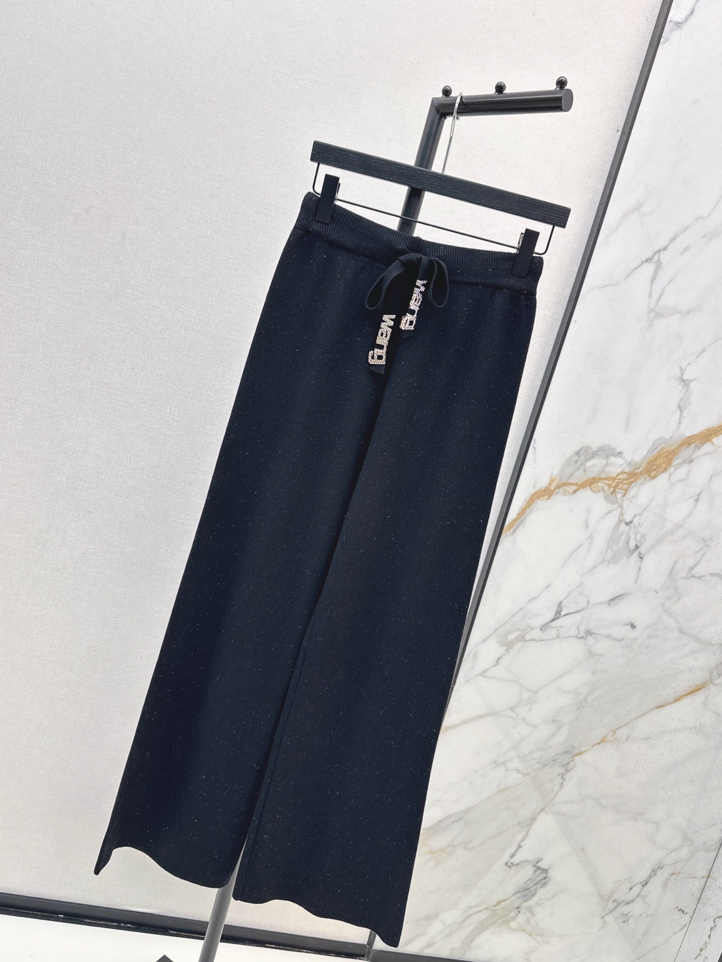 Wang NEW  Straight pants
