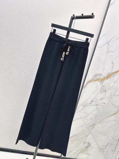 Wang NEW  Straight pants