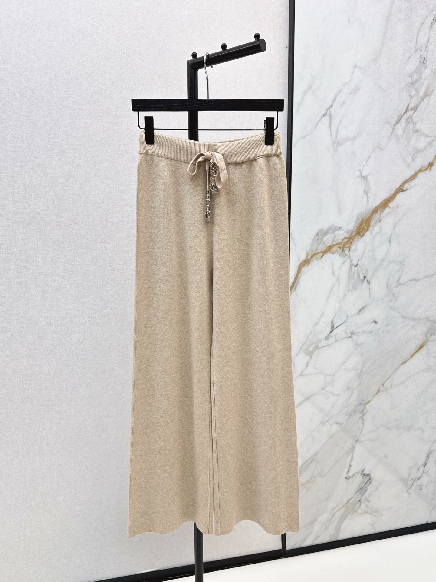 Wang NEW  Straight pants