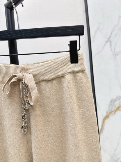 Wang NEW  Straight pants