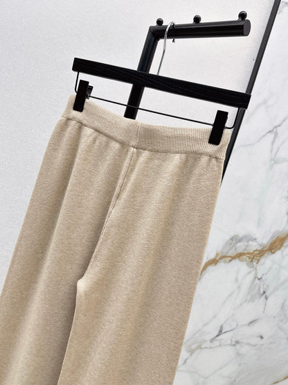 Wang NEW  Straight pants
