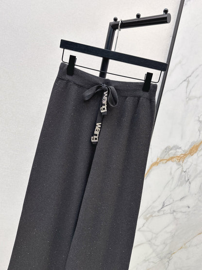 Wang NEW  Straight pants