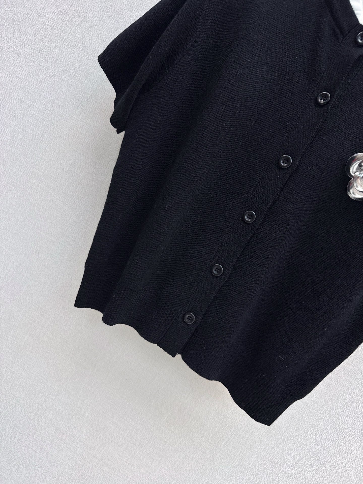 Chan NEW knitted cardigan