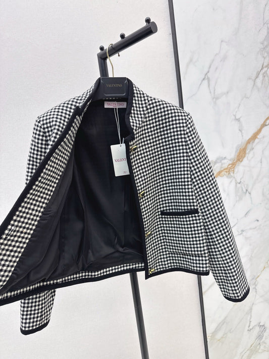Va1en NEW plaid coat