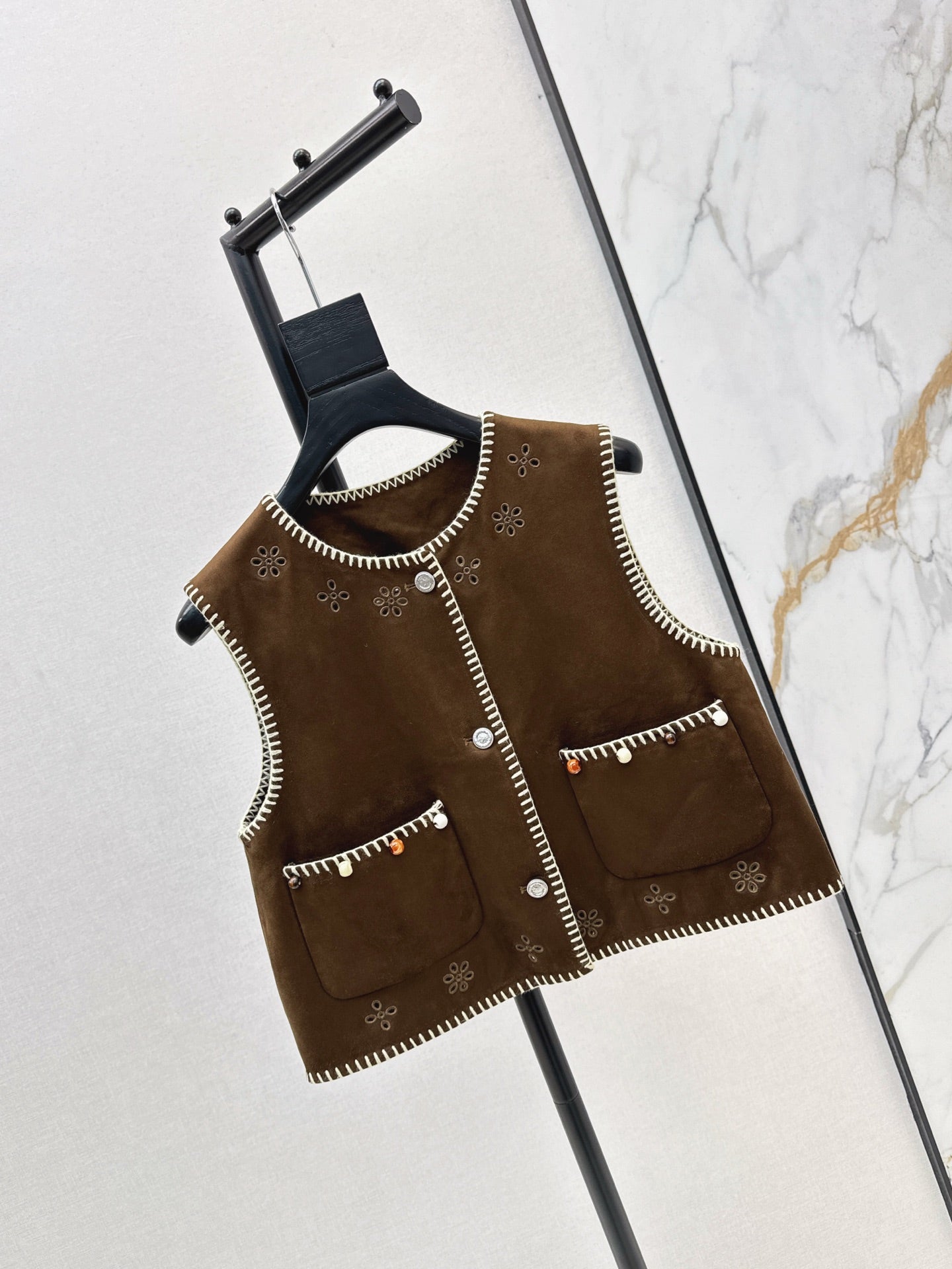 Ch1o NEW Retro vest