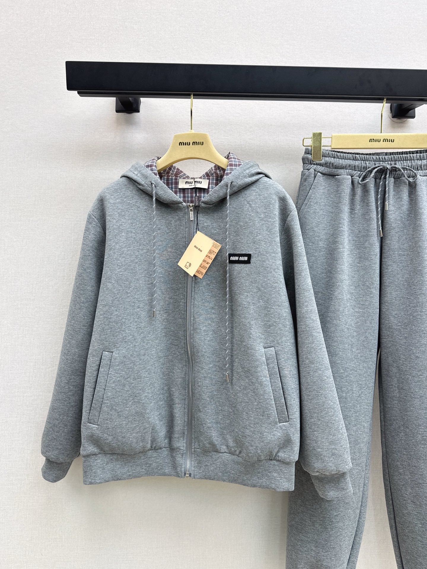 Miu NEW Reversible suit