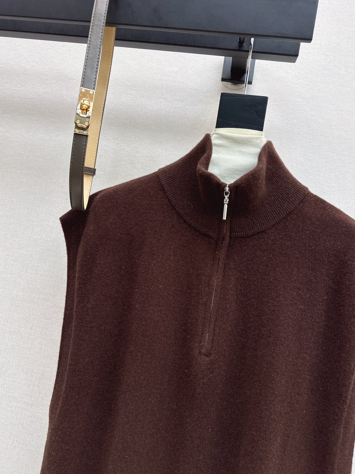 Herm NEW Wool sleeveless dress