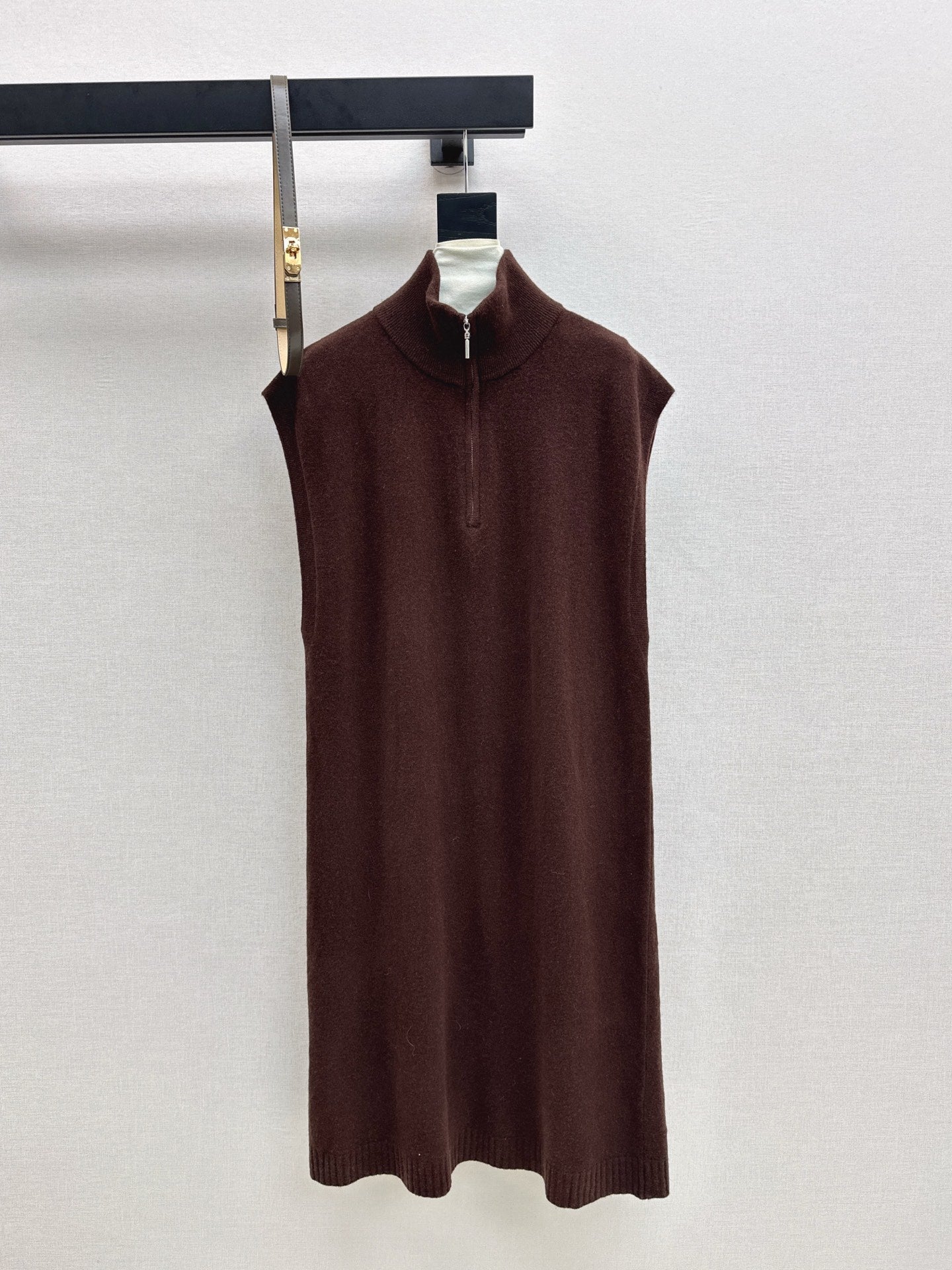 Herm NEW Wool sleeveless dress