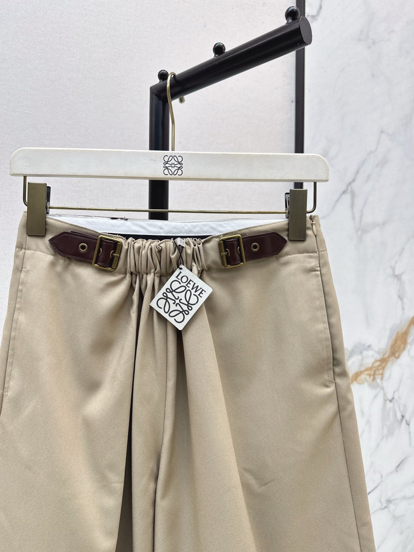 Loe NEW high waist shorts