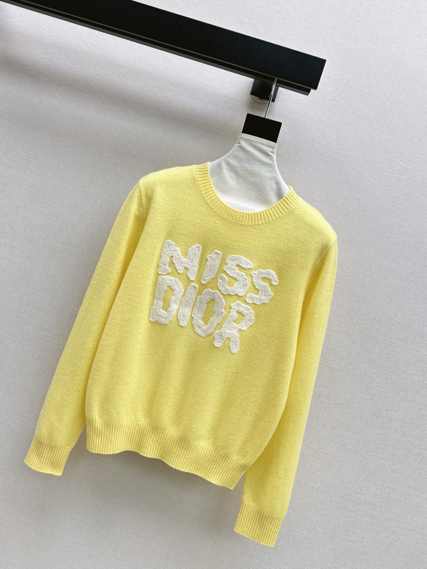 CD NEW embroidered logo sweater