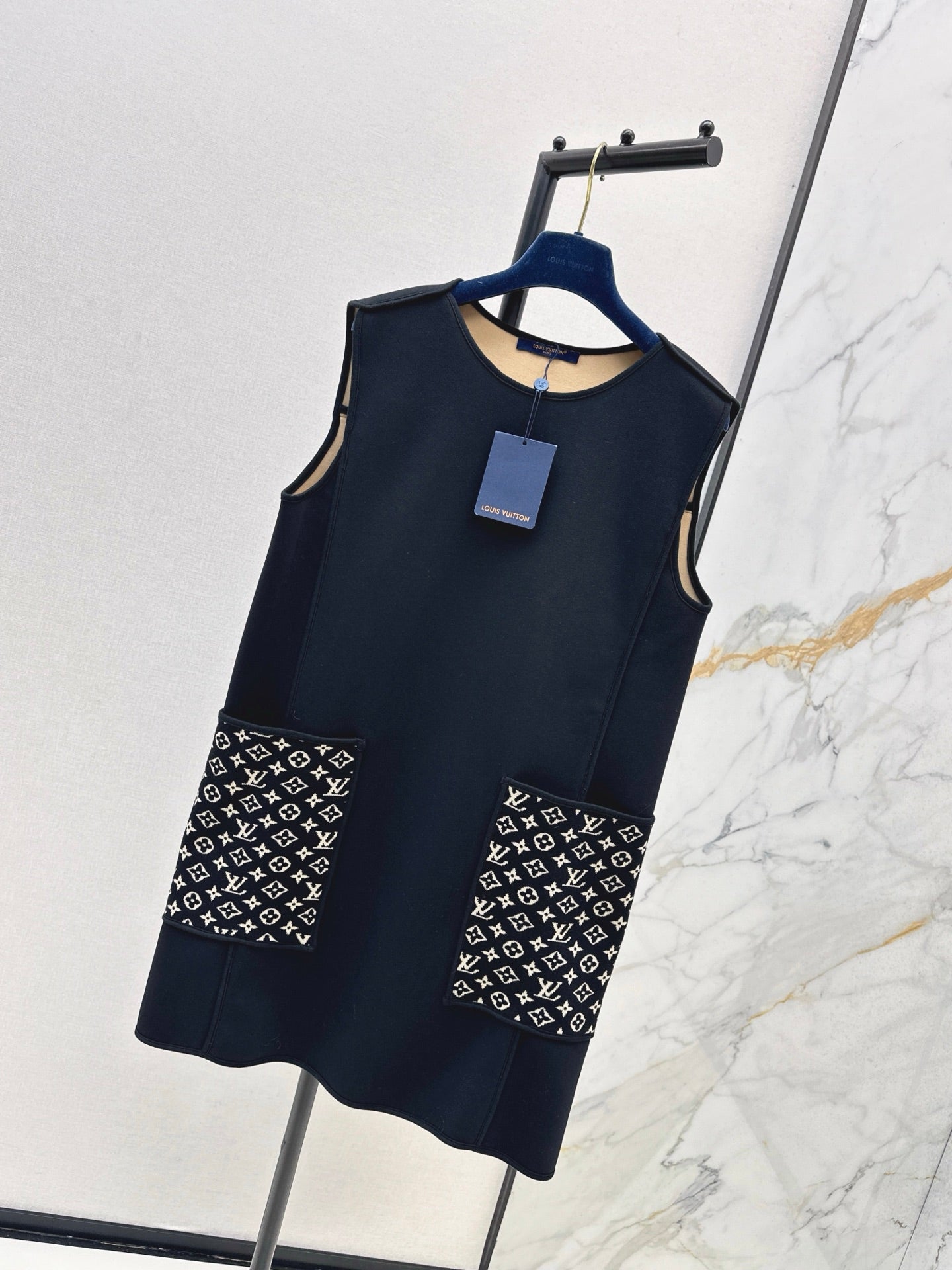 Louis NEW sleeveless vest dress