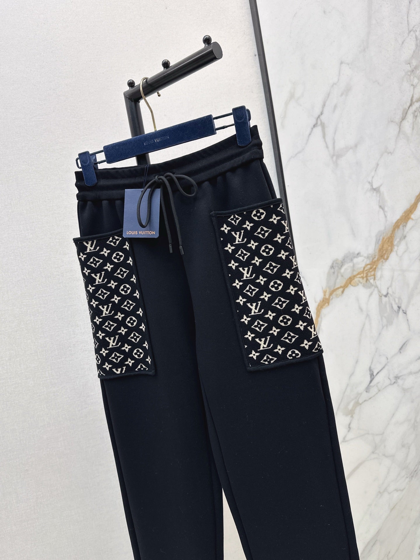 Louis NEW casual pants