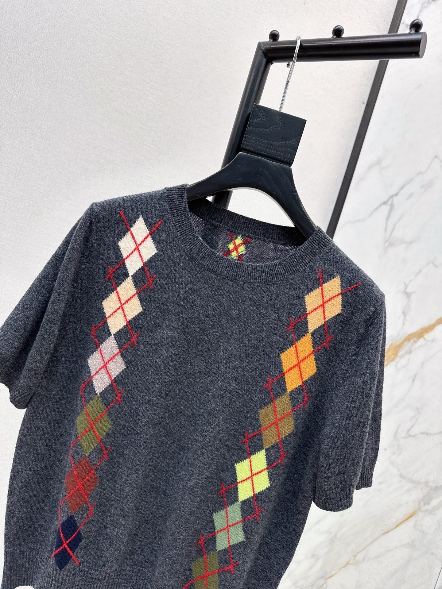 ER NEW Short-sleeved cashmere sweater