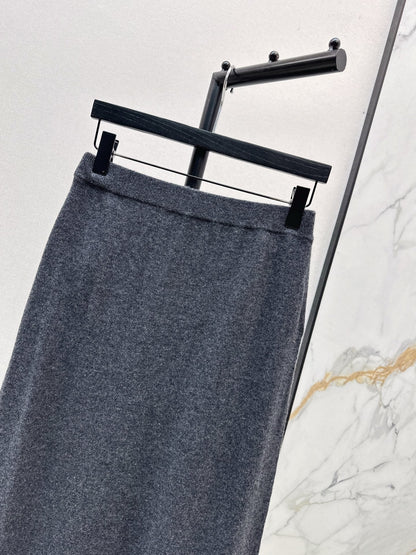 ER NEW Cashmere long skirt