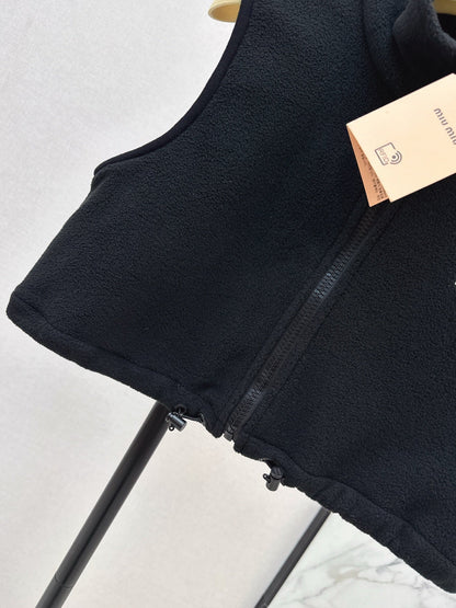Miu NEW Short vest