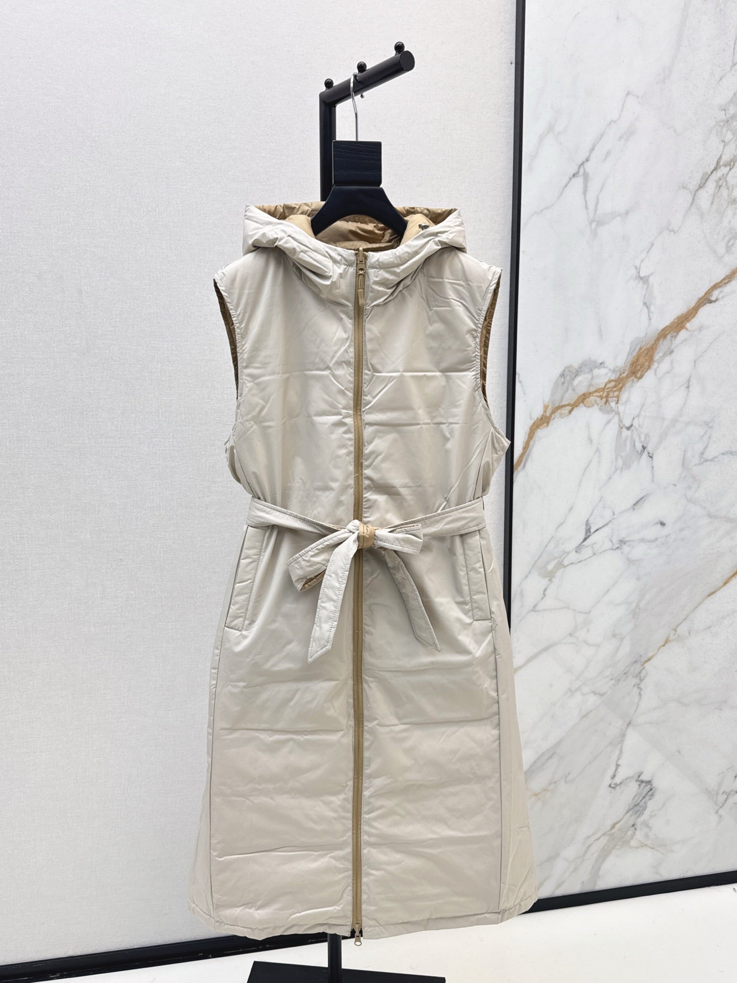 Max NEW Reversible hooded down vest