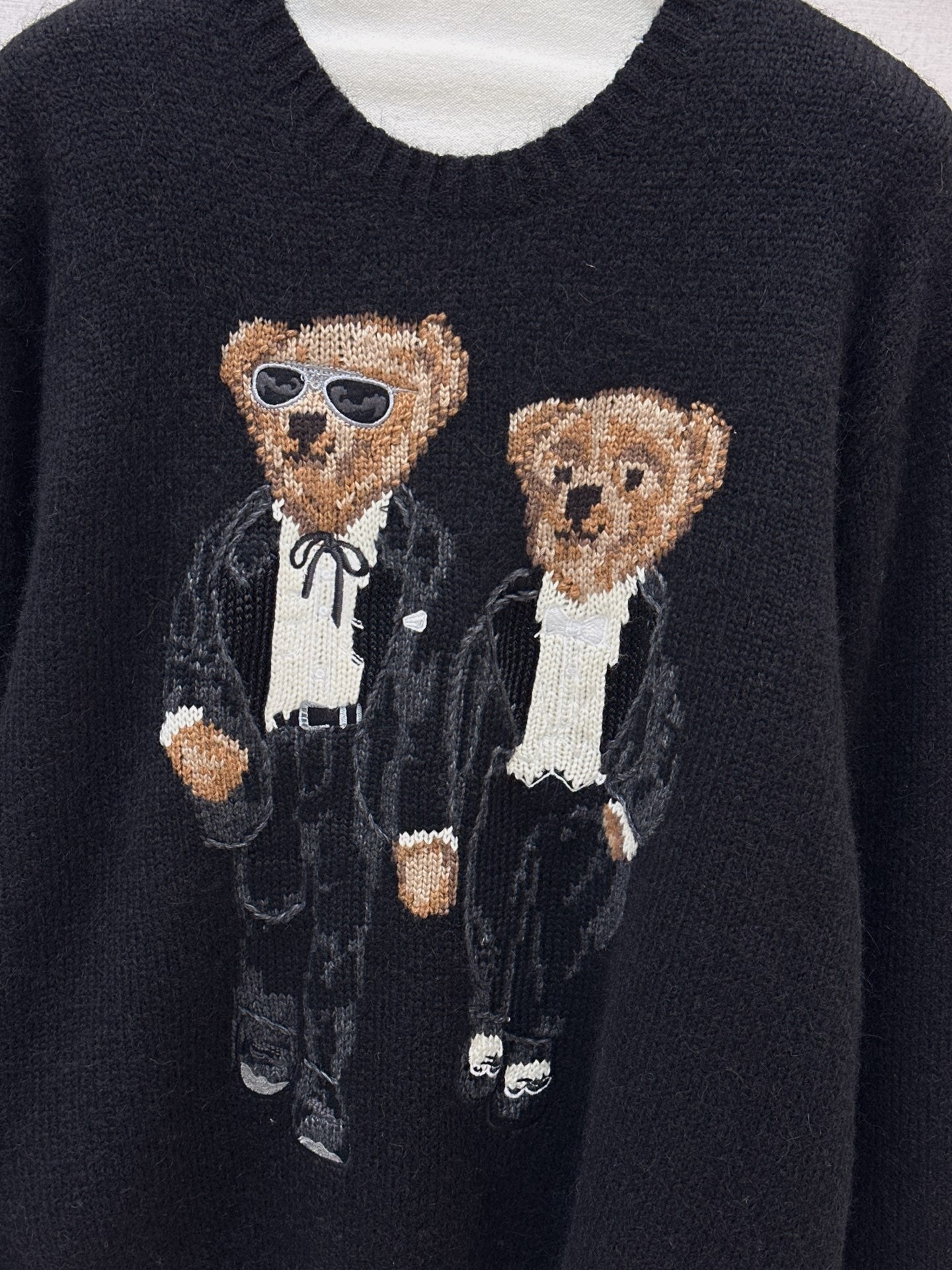 Ral NEW Crew neck sweater