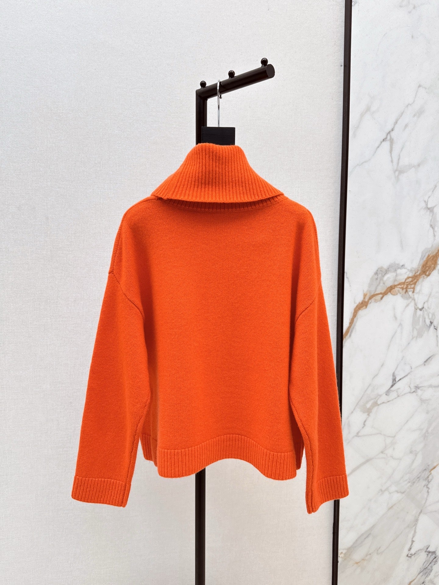 Herm NEW Cashmere sweater