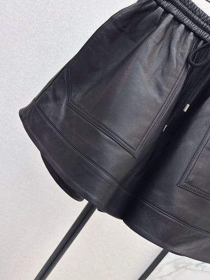 Loe NEW Sheepskin shorts