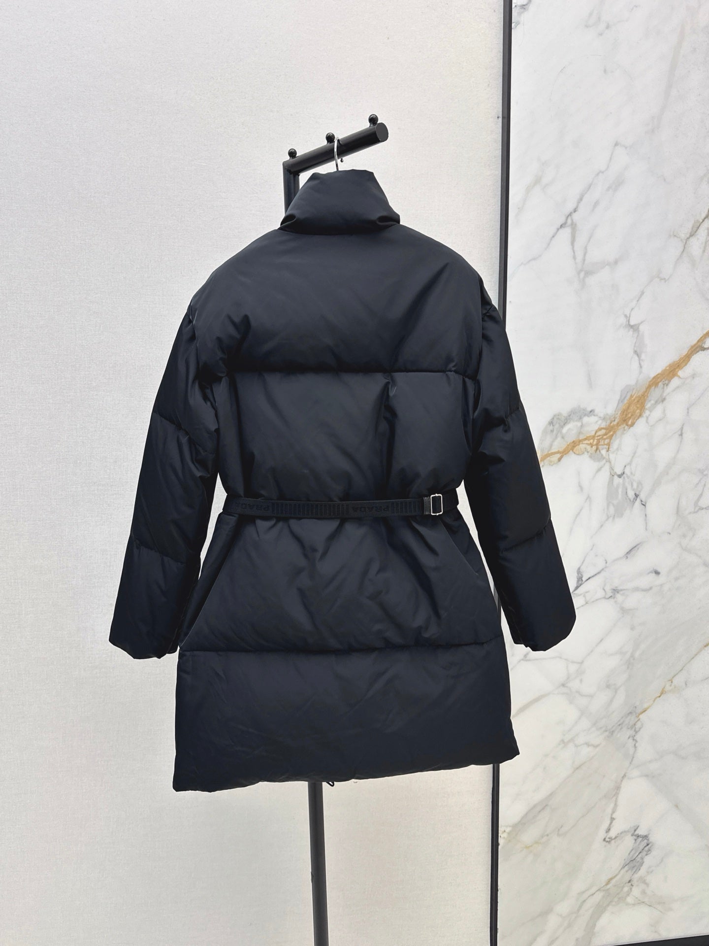 Pra NEW Down jacket with a belt