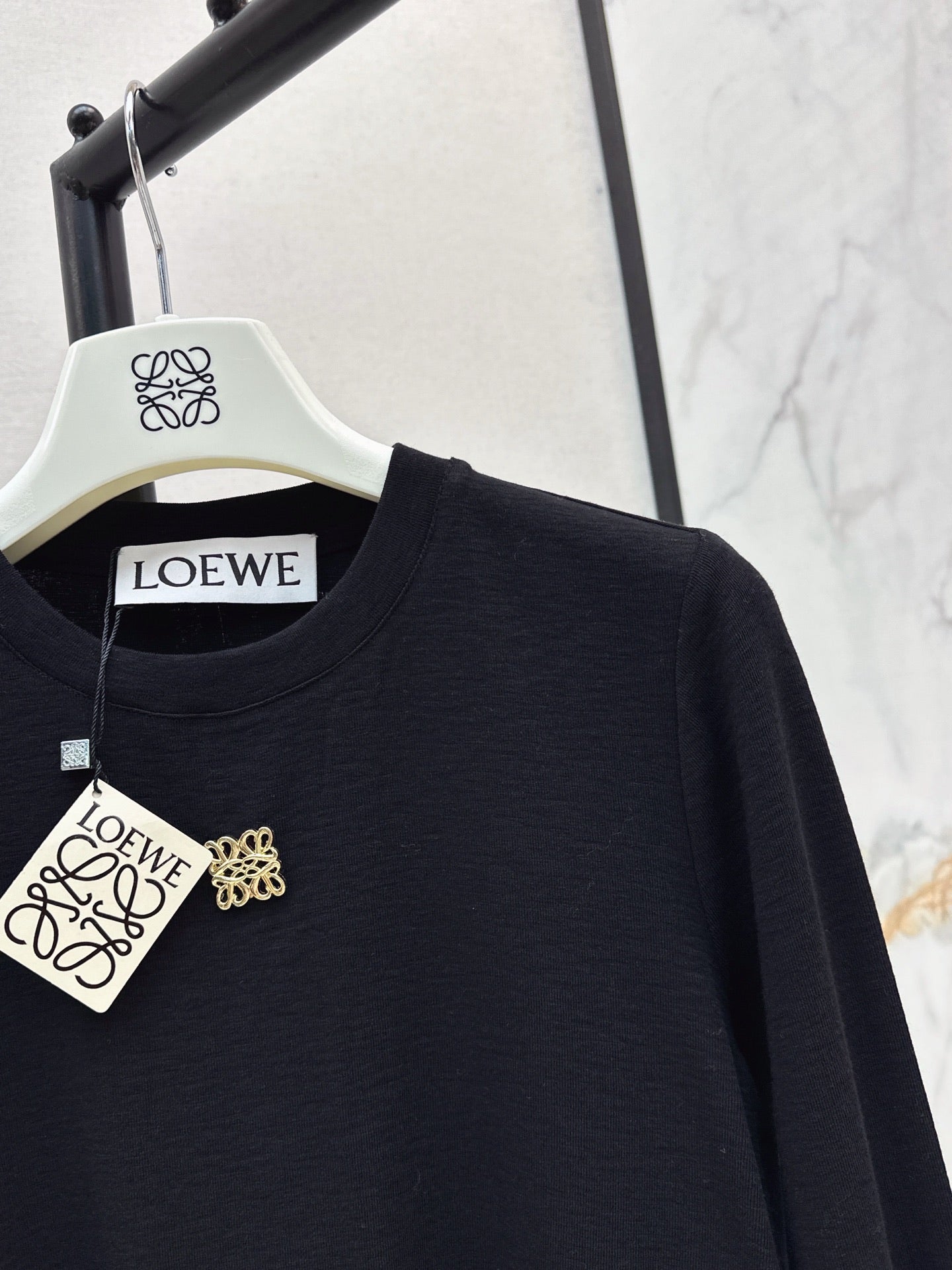 Loe NEW bottoming shirt