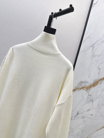 Max NEW Wool knitted sweater