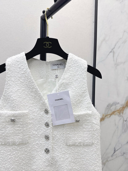 Chan NEW Sleeveless dress