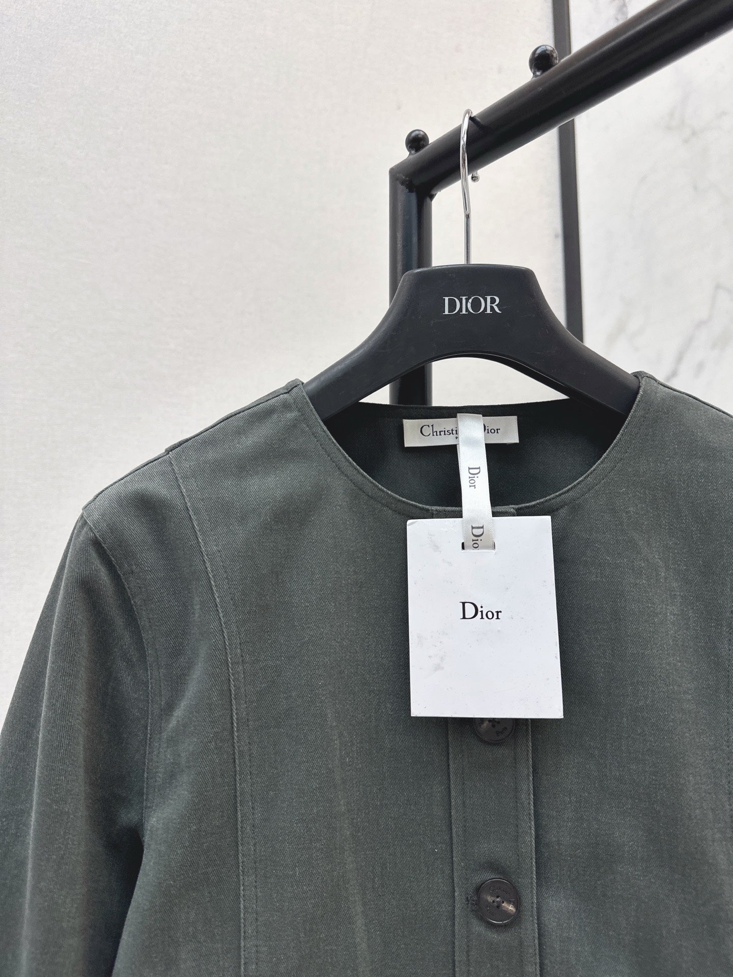 CD NEW bee embroidered jacket